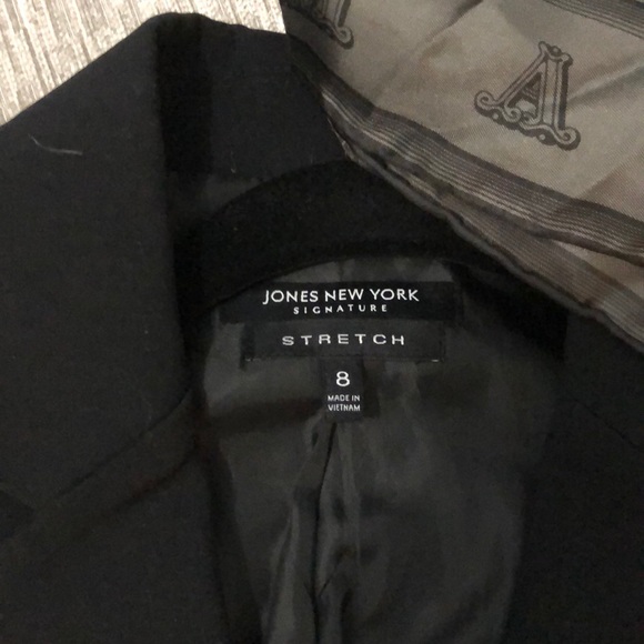 Classic Black blazer. Dress up or down. Worn 1X - Picture 2 of 3